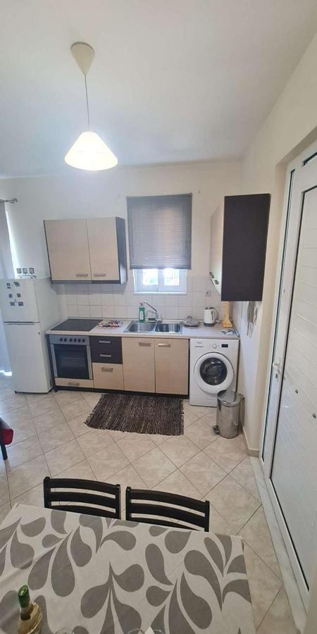 Retas Apartment Kremastí Eksteriør billede