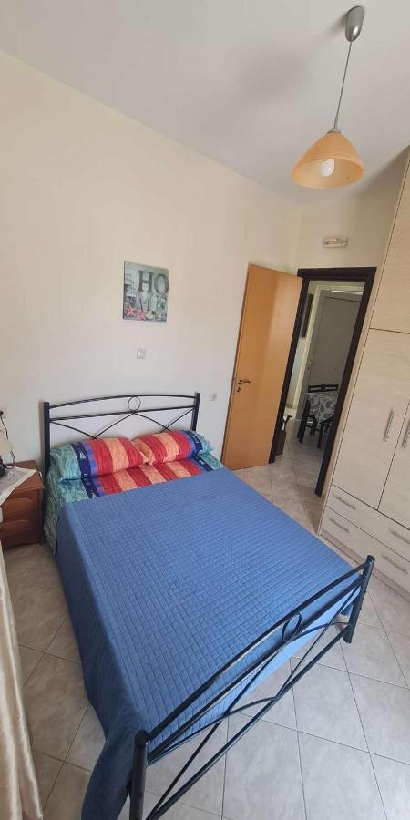 Retas Apartment Kremastí Eksteriør billede